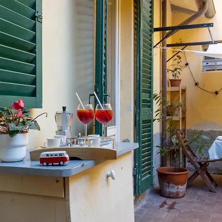 Apartment Lungarno Charismatic With Private Garden